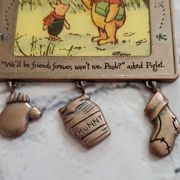 💜Winnie The Pooh "Friends Forever" Keepsake Ornament - Picture 4 of 5